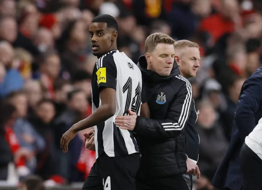 وكيل إيزاك يلمح إلى احتمال انتقاله.. هل سينضم إلى الهلال؟ وكيل إيزاك يلمح إلى احتمال انتقاله.. هل سينضم إلى الهلال؟