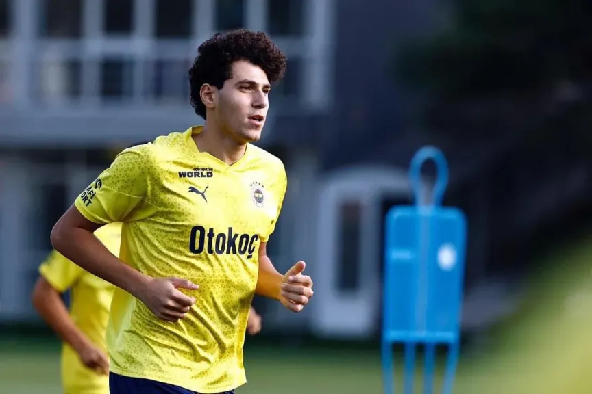 وكيل عمر فايد: “اللاعب يواصل اللعب في أوروبا ولا توجد عروض من الدوري المحلي” وكيل عمر فايد: “اللاعب يواصل اللعب في أوروبا ولا توجد عروض من الدوري المحلي”