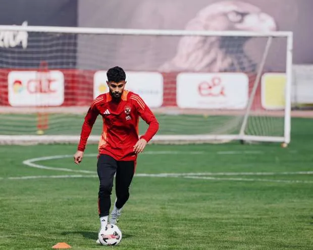 وكيله: أحمد رضا سيبقى مع الأهلي في الموسم المقبل ولن يغادر الفريق.