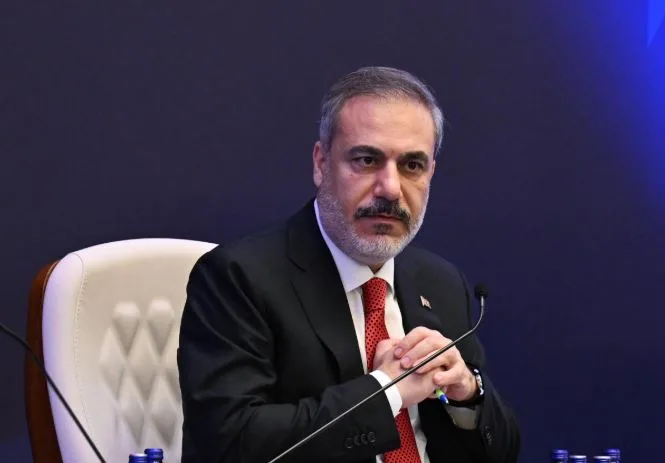 وزير الخارجية التركي يناقش مع نظيره السعودي الهجمات الإسرائيلية على سوريا وزير الخارجية التركي يناقش مع نظيره السعودي الهجمات الإسرائيلية على سوريا