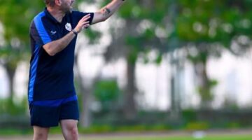 يانيك فيريرا يحدد مهام لاعبي الزمالك قبل بدء الحصة التدريبية
