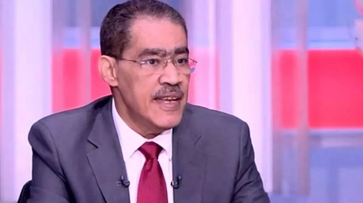 ضياء رشوان: إسرائيل حققت 4.3 مليار دولار من غزة خلال عام وتتحكم في الغالبية العظمى من المعابر. ضياء رشوان: إسرائيل حققت 4.3 مليار دولار من غزة خلال عام وتتحكم في الغالبية العظمى من المعابر.