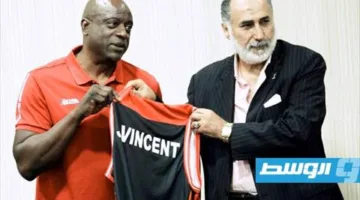المدرب الأمريكي فينسنت يقود الطموحات القارية نحو “أفروباسكت 2025”