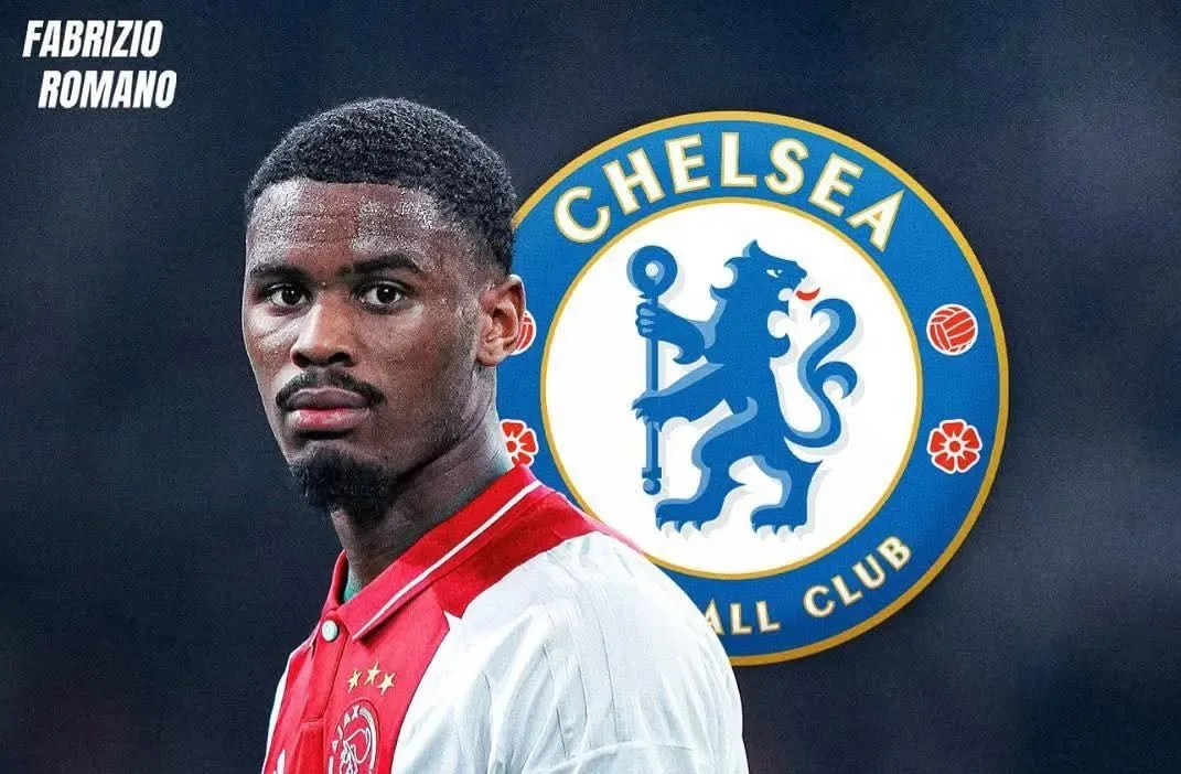 صفقة الـ43 مليون يورو: جوريل هاتو يصل لندن لتوقيع عقد مع تشيلسي حتى عام 2032. صفقة الـ43 مليون يورو: جوريل هاتو يصل لندن لتوقيع عقد مع تشيلسي حتى عام 2032.