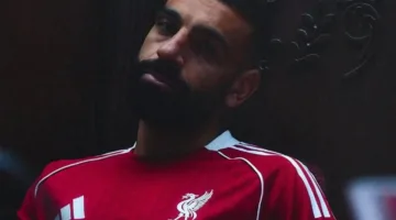محمد صلاح يقود الإعلان عن الزي الجديد لفريق ليفربول