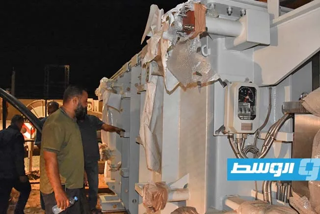 شركة الكهرباء: استبدال المحول التالف في محطة الطويشة بطرابلس شركة الكهرباء: استبدال المحول التالف في محطة الطويشة بطرابلس