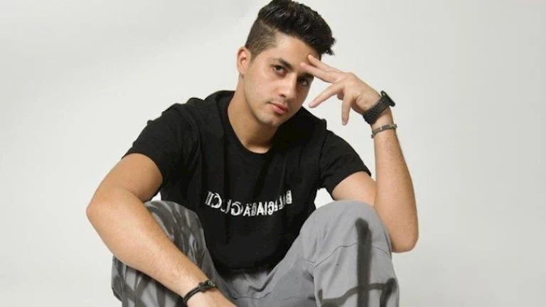 عنبة يCancel حفله في الساحل اليوم حدادًا على روح المتوفى خلال حفل رمضان عنبة يCancel حفله في الساحل اليوم حدادًا على روح المتوفى خلال حفل رمضان