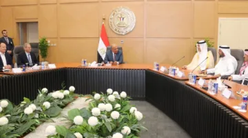 وزير الكهرباء والطاقة المتجددة يشارك في توقيع اتفاقية لتطوير وتجديد مركز أبحاث الجهد العالي (EHVRC)