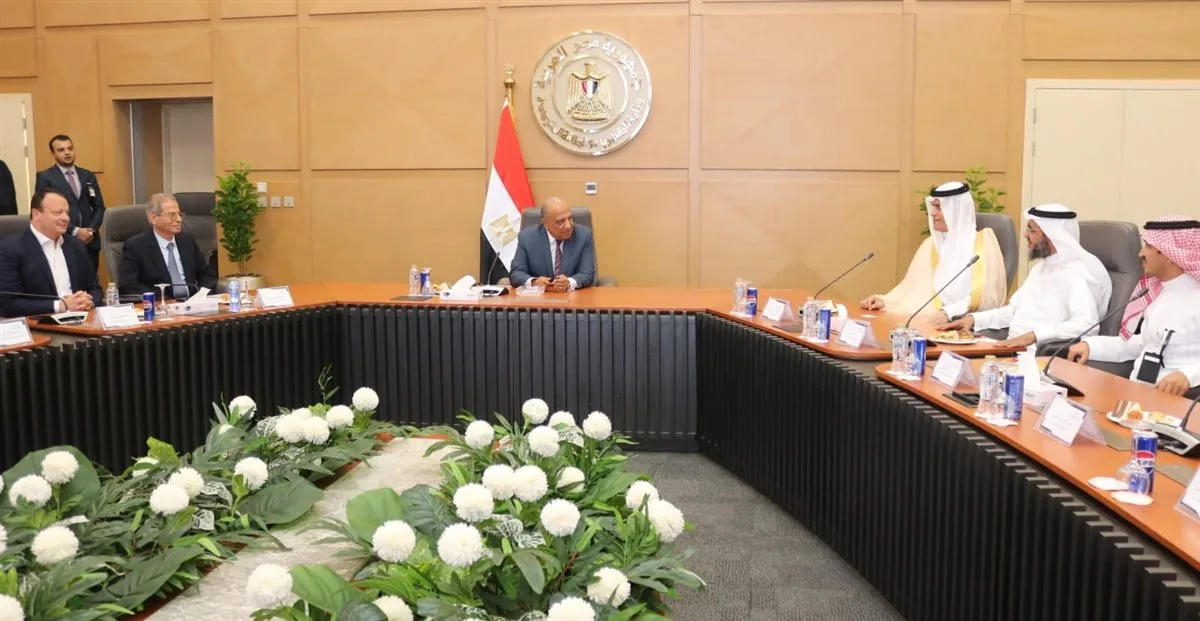وزير الكهرباء والطاقة المتجددة يشارك في توقيع اتفاقية لتطوير وتجديد مركز أبحاث الجهد العالي (EHVRC) وزير الكهرباء والطاقة المتجددة يشارك في توقيع اتفاقية لتطوير وتجديد مركز أبحاث الجهد العالي (EHVRC)