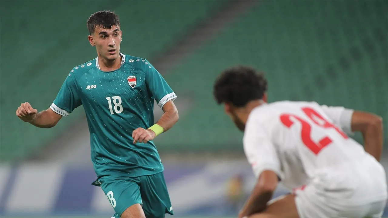 المنتخب الأولمبي العراقي يحقق الفوز على نظيره البحريني في مباراة ودية بالبصرة. المنتخب الأولمبي العراقي يحقق الفوز على نظيره البحريني في مباراة ودية بالبصرة.