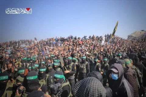 مسؤول سابق في “الشاباك”: حماس لن تسلم بالأمر حتى بعد قرن من الزمن مسؤول سابق في “الشاباك”: حماس لن تسلم بالأمر حتى بعد قرن من الزمن