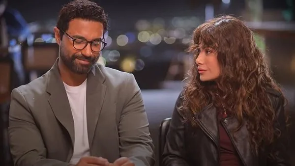 كريم فهمي يعبر عن مشاعر الحب لجمهوره بخصوص مسلسل “220 يوم في الساحل الشمالي” كريم فهمي يعبر عن مشاعر الحب لجمهوره بخصوص مسلسل “220 يوم في الساحل الشمالي”