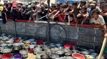 أبوعبيدة: استقبال الغذاء والدواء لشعبنا شرط أساسي لتزويد الأسرى بالطعام.