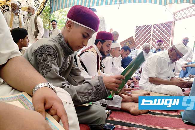 أبناء الطريقة السنوسية يحيون ذكرى المؤسس الأكبر السيد محمد بن علي السنوسي الـ171 في الزاوية البيضاء. (فيسبوك)