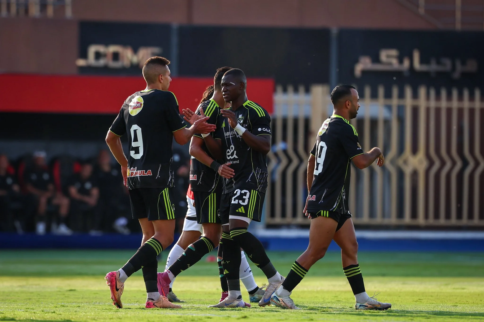 الشوط الأول: جراديشار يُذهل ريفيرو في مباراة ودية بين الأهلي ومنتخب الشباب