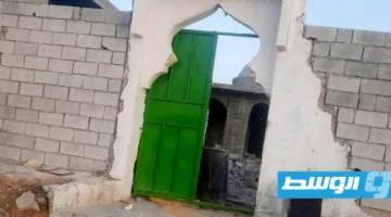 بالصور.. مجهولون يقومون بتفجير ضريح «سي زلي» في سوق الثلاثاء بمدينة زليتن
