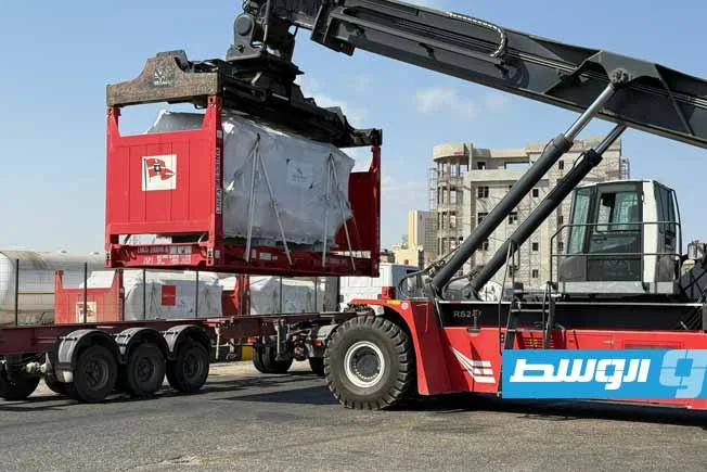 شركة الكهرباء تتسلم شحنة جديدة من المحولات الكهربائية في ميناء طرابلس