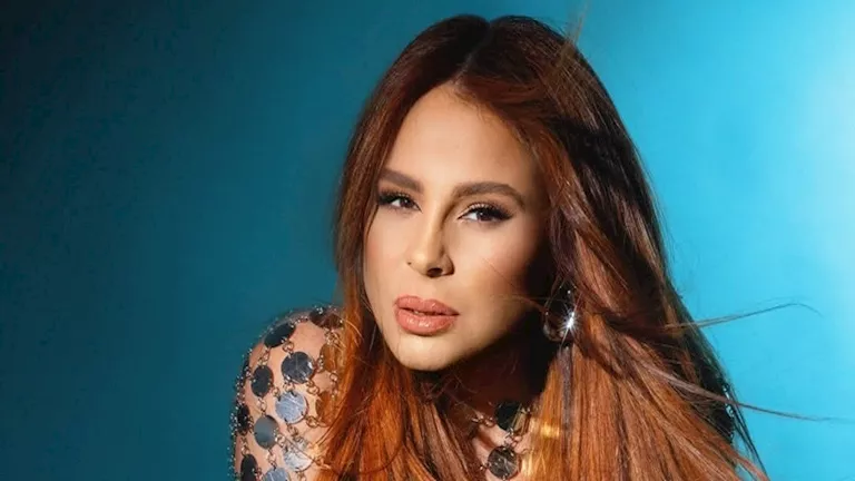 كارول سماحة تؤيد أنغام خلال محنتها الصحية: “أدعو لكِ بالشفاء من أعماق قلبي” كارول سماحة تؤيد أنغام خلال محنتها الصحية: “أدعو لكِ بالشفاء من أعماق قلبي”