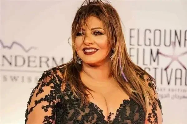 هالة صدقي تثير ضجة على وسائل التواصل الاجتماعي من اليونان وتلفت الأنظار بروعتها وصداقة عمرها هالة صدقي تثير ضجة على وسائل التواصل الاجتماعي من اليونان وتلفت الأنظار بروعتها وصداقة عمرها