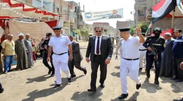مدير أمن الفيوم يقوم بمتابعة سير العملية الانتخابية