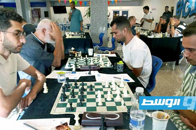 مواجهات حاسمة في الجولة الختامية لبطولة الشطرنج بالمنطقة الغربية (صور)