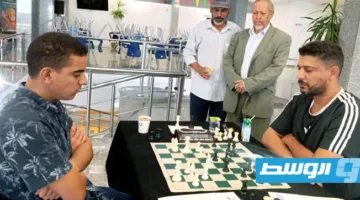 منافسات مثيرة في الجولة النهائية من بطولة الشطرنج لمنطقة الغرب (صور)
