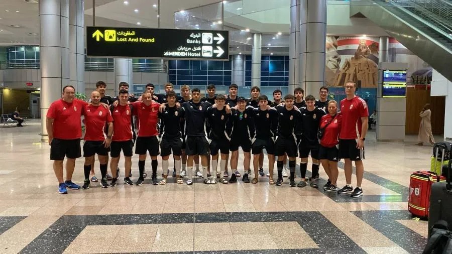 منتخب المجر arrives in Cairo to participate in the World Handball Championship. منتخب المجر arrives in Cairo to participate in the World Handball Championship.