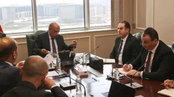 وزير الكهرباء يناقش مع الهيئة النووية الروسية والشركة العربية للتصنيع تعزيز التصنيع المحلي للأنظمة الكهربائية