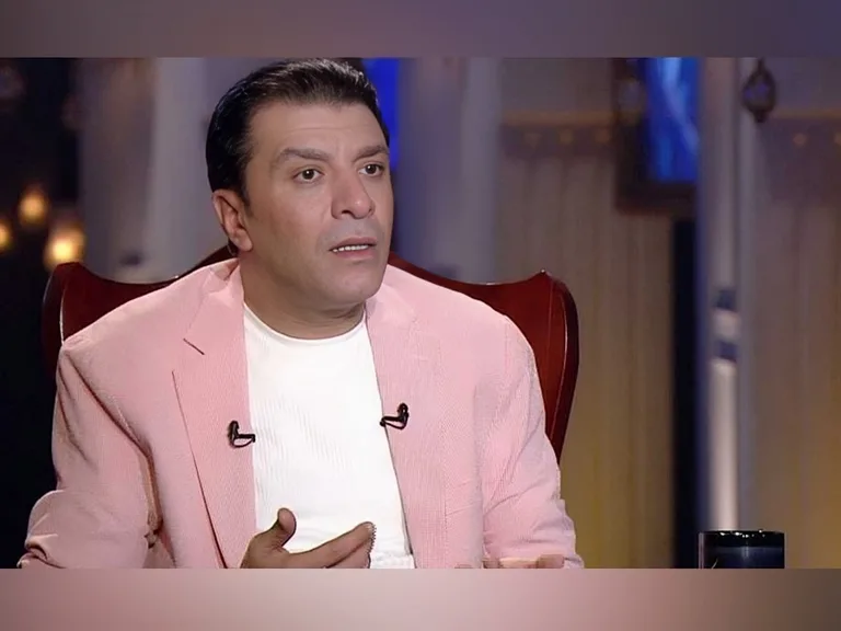 «لا أطلب منها أموالًا».. سبب غضب مصطفى كامل من أنغام