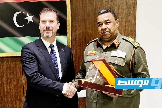 رئيس أركان حرس الحدود يبحث أولويات المهمة “يوبام – ليبيا”