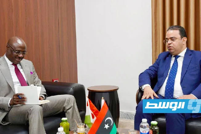 العابد يستعرض سبل تفعيل مذكرة التفاهم الموقعة مع النيجر «لتنظيم العمالة في ليبيا»