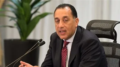 رئيس مجلس الوزراء: مصر ملتزمة持续 بتقديم المساعدات الإنسانية للأخوة في غزة.