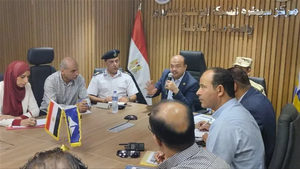 السكرتير العام المساعد في دمياط يقود الاجتماع التنسيقي لمشروع صقر 153 السكرتير العام المساعد في دمياط يقود الاجتماع التنسيقي لمشروع صقر 153