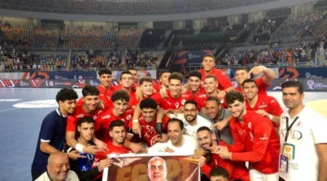 عنوان اليوم: فرحة فراعنة اليد بعد انتصارهم على كوريا مع صورة لـ”محروس”