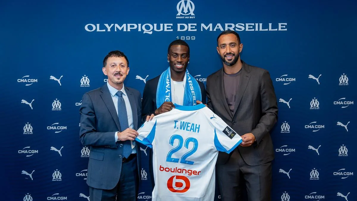مارسيليا الفرنسي يعلن عن Signing المهاجم الأمريكي تيموثي وياه لموسم واحد مارسيليا الفرنسي يعلن عن Signing المهاجم الأمريكي تيموثي وياه لموسم واحد