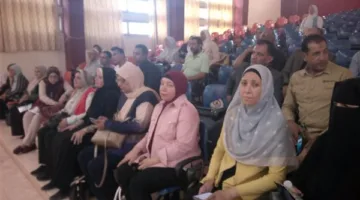 جامعة قناة السويس تعقد حلقة نقاشية حول الأساليب الحديثة للتعليم في عصر التكنولوجيا