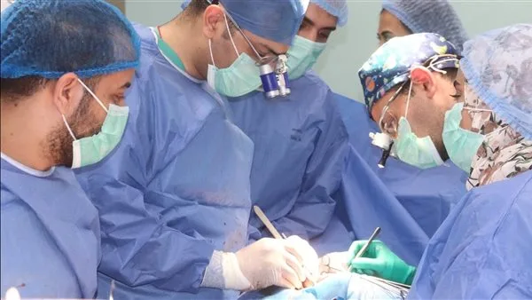نجاح أول جراحة قلب مفتوح لتبديل الشرايين التاجية في مجمع السويس الطبي نجاح أول جراحة قلب مفتوح لتبديل الشرايين التاجية في مجمع السويس الطبي