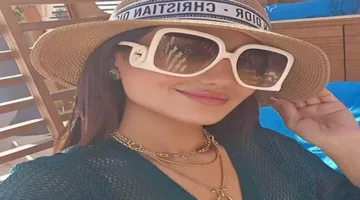 مي عمر تتألق في إطلالة صيفية جريئة بتكلفة 7500 جنيه