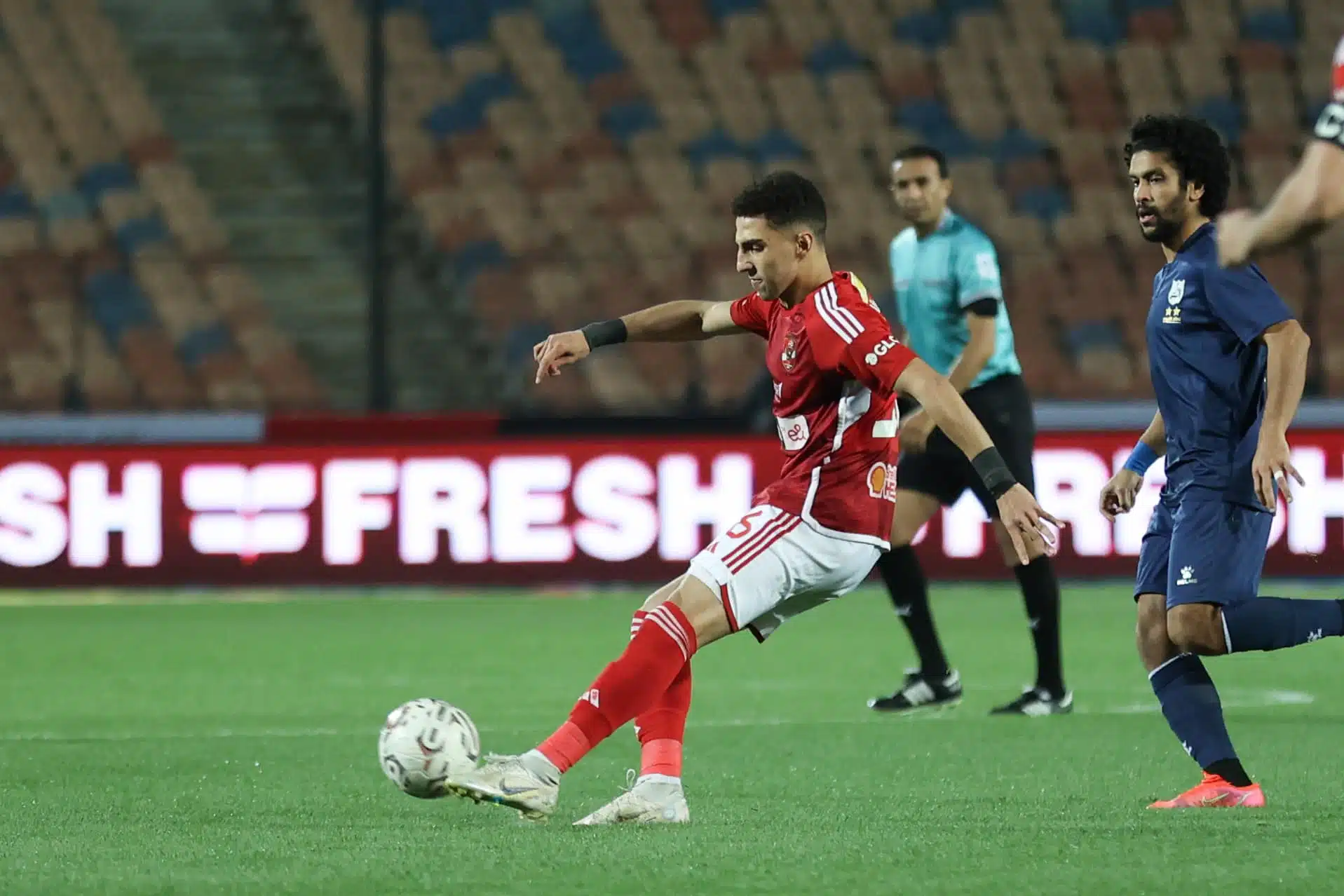 تفاصيل الاتفاق الجديد لكوكا مع الأهلي وتحذيرات ريبيرو تفاصيل الاتفاق الجديد لكوكا مع الأهلي وتحذيرات ريبيرو