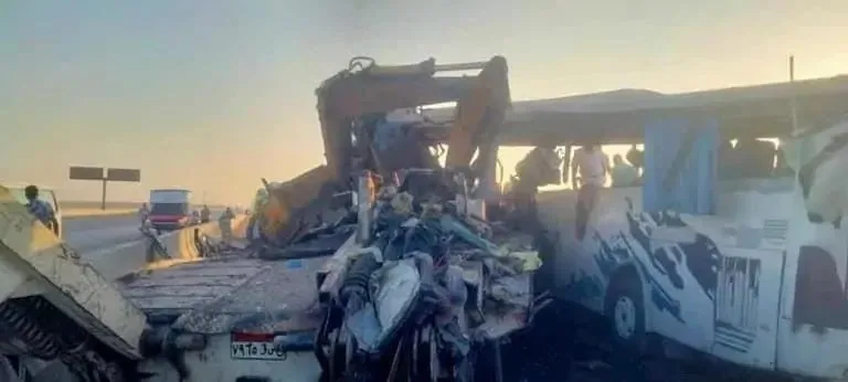 قائمة ضحايا حادث تصادم فتاك على طريق أطفيح: 9 قتلى و44 جريحًا جراء اصطدام أتوبيس بشاحنتين قائمة ضحايا حادث تصادم فتاك على طريق أطفيح: 9 قتلى و44 جريحًا جراء اصطدام أتوبيس بشاحنتين