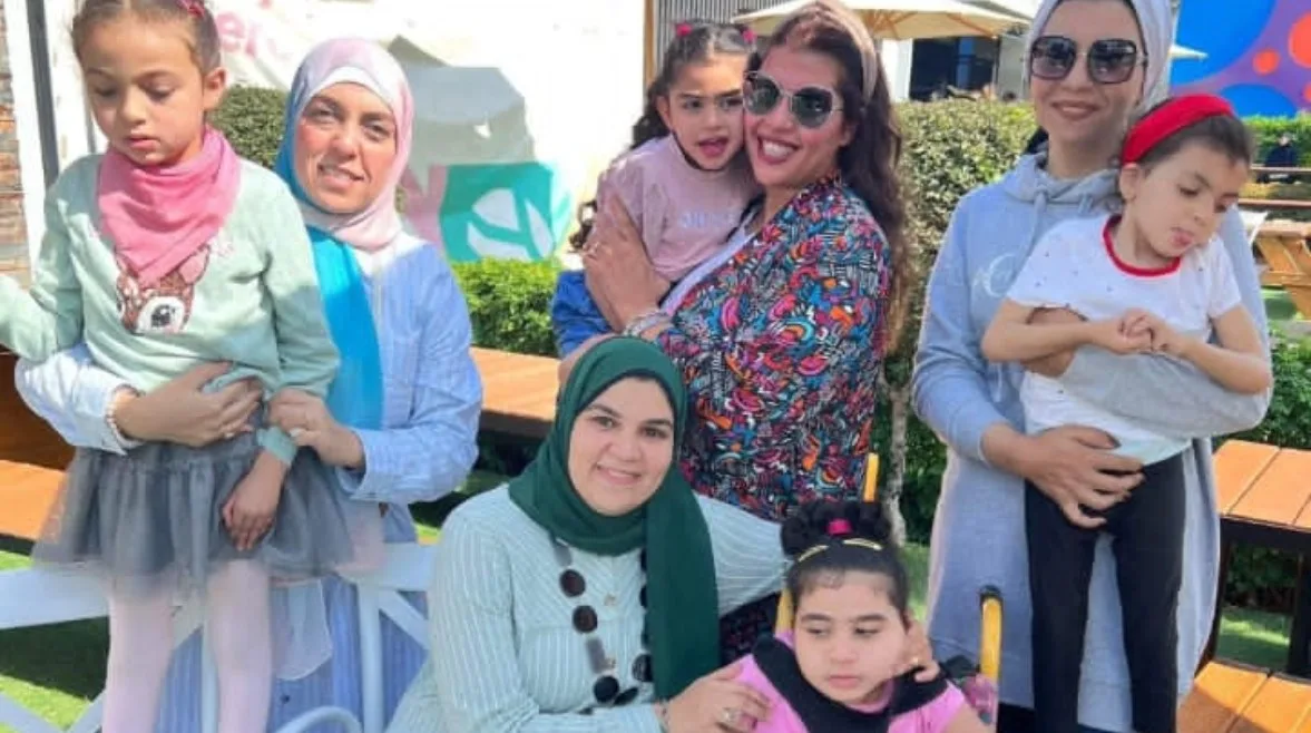 متلازمة ريت: تجارب أمهات يواجهن التحديات مع بناتهن بسبب “المرض غير المفهوم” متلازمة ريت: تجارب أمهات يواجهن التحديات مع بناتهن بسبب “المرض غير المفهوم”