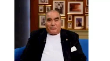 الفنان والأب: رامز جلال يقدم كلمات مؤثرة في نعي سيد صادق