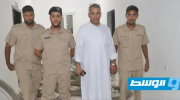 سرقة أسلاك كهرباء وتdamage أعمدة الإنارة في الواحات