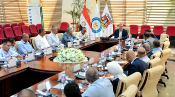 وزير البترول يعلن عن استراتيجية لتحويل ميناء الحمراء في العلمين إلى مركز رئيسي.