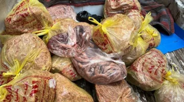 «لحوم مفرومة وهياكل ودهون».. مصادرة 13.5 طن من اللحوم والدواجن الفاسدة في الجيزة