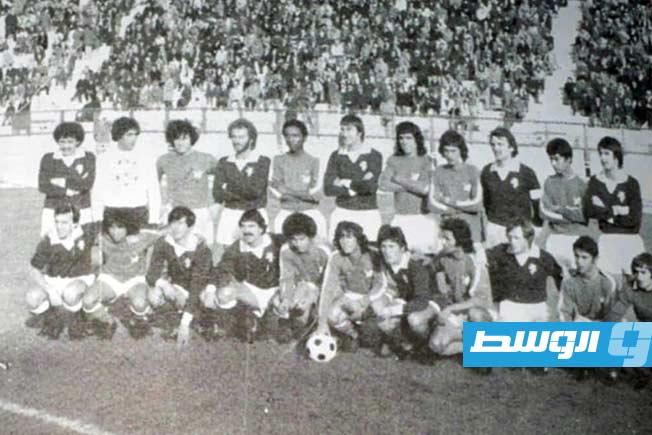فريق كرة القدم الأول بنادي الهلال خلال زيارته الأولى إلى إيطاليا العام 1977. (خاص - الوسط)