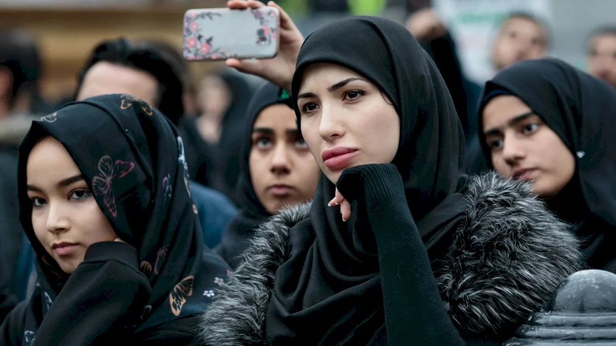 ترقبوا إعلان الدولة الإسلامية من أوروبا ترقبوا إعلان الدولة الإسلامية من أوروبا