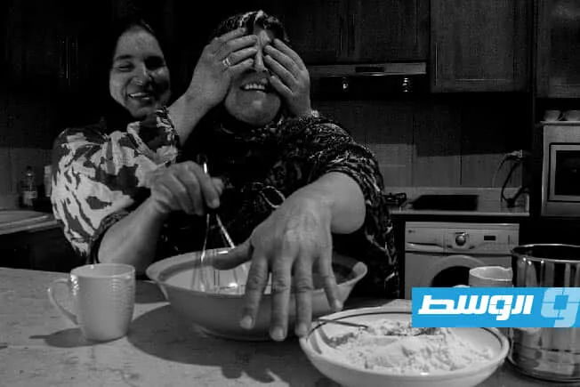 «ملح في عينيها»: فيلم وثائقي يكشف عن جوانب مظلمة في حياة والديها المكفوفين. «ملح في عينيها»: فيلم وثائقي يكشف عن جوانب مظلمة في حياة والديها المكفوفين.