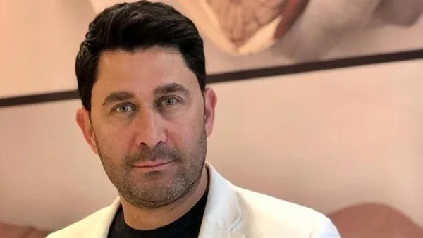 المخرج شاكر عبد اللطيف يروي محاولاته لمنع ابنه أحمد من دخول المجال الفني: “توسلت للعميد كي يمنعه” المخرج شاكر عبد اللطيف يروي محاولاته لمنع ابنه أحمد من دخول المجال الفني: “توسلت للعميد كي يمنعه”