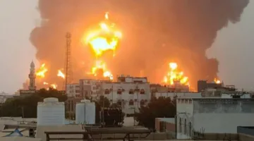 الجيش الإسرائيلي يقصف محطة الكهرباء المركزية “حزيز” جنوبي صنعاء مما يؤدي إلى خروجها عن الخدمة بعد اندلاع النيران فيها.